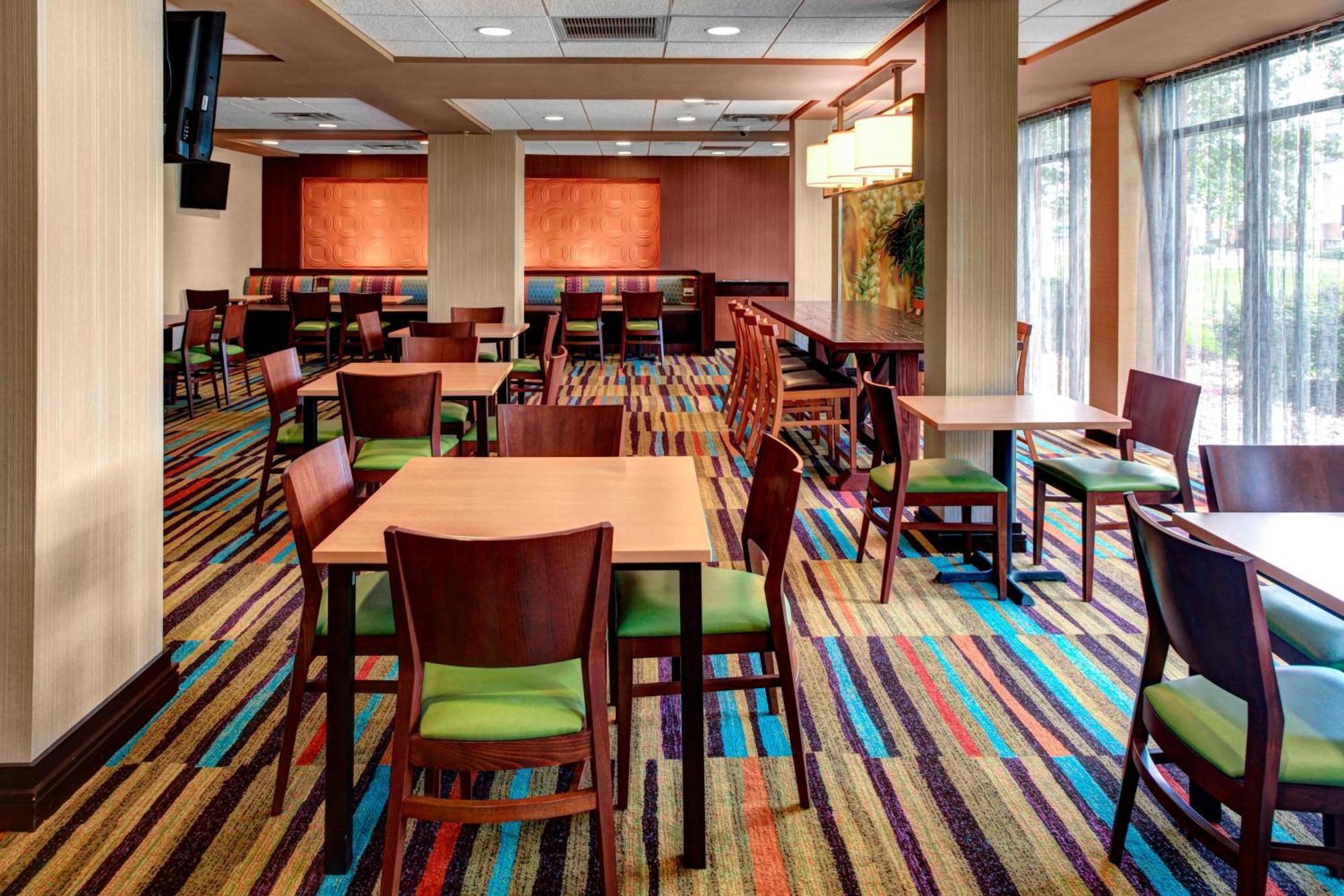 Fairfield Inn & Suites By Marriott Anniston Oxford Exterior foto